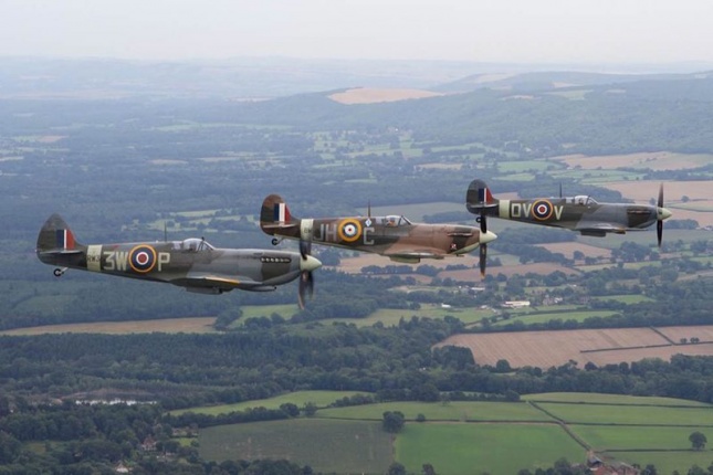 British World War II fighter airplanes